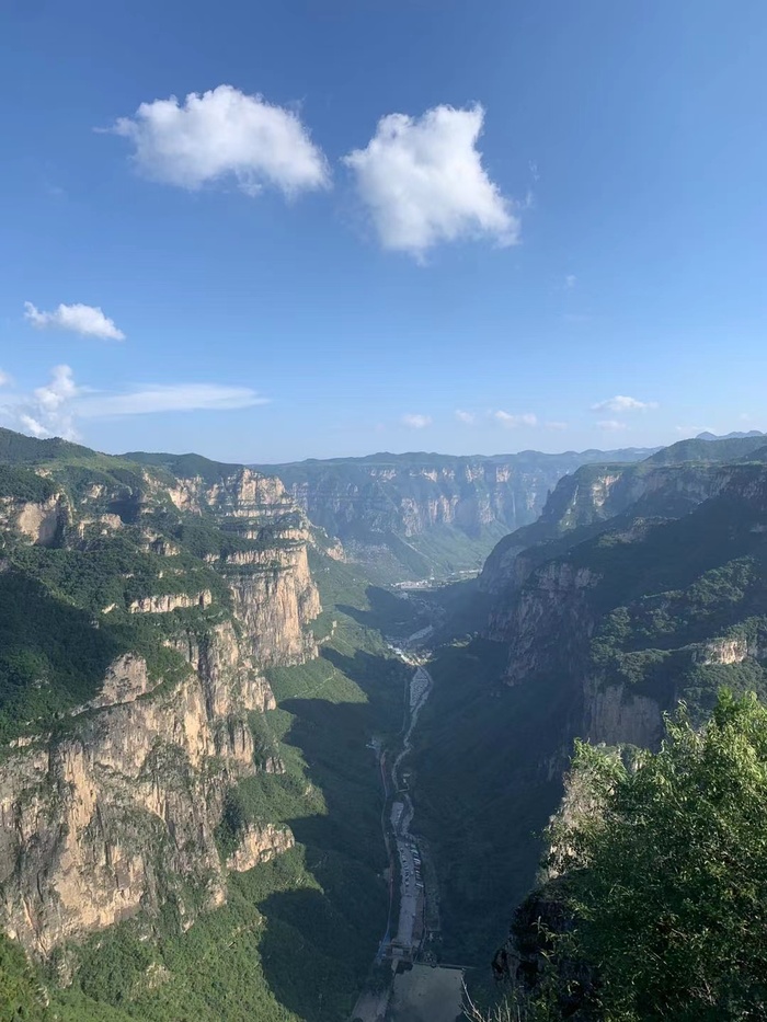 户外风景系蓝天白云大峡谷