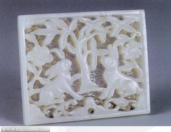 传统工艺-镂空雕刻的玉兔