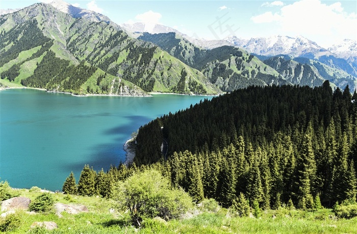 天山天池风景