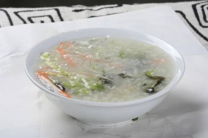 紫菜三丝粥-粥为先