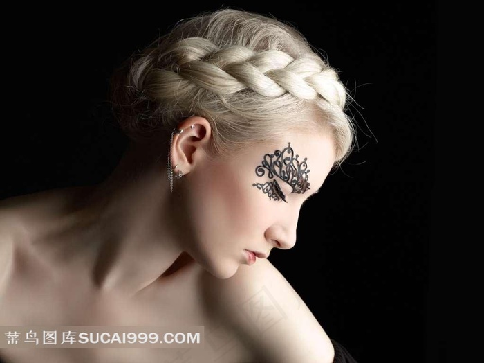 金发彩妆美女高清面部摄影广告写真