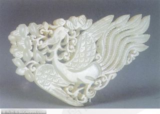 中华传统工艺-镂空雕刻的凤凰玉器