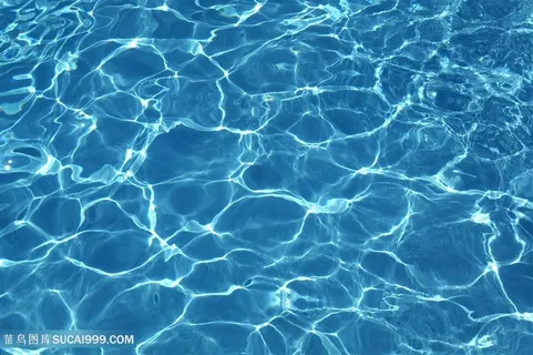 蓝色水面波纹高清图片 蓝色水面波纹高清图片