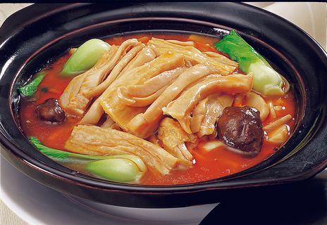 鲜菌腐竹煲猪肚   鲜菌腐竹煲猪肚