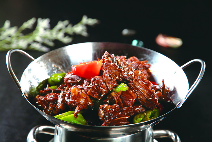 干锅美食焖锅湘菜麻辣香辣纸锅干锅风味鸭