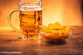 美味薯片啤酒高清图片