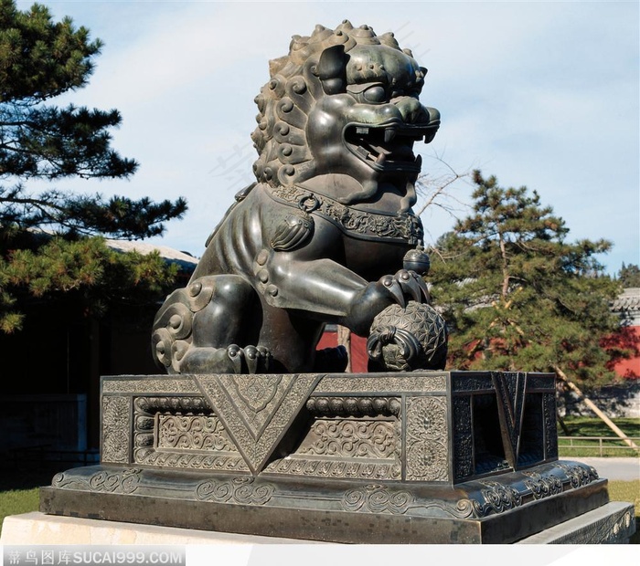 传统工艺-铜狮子侧面