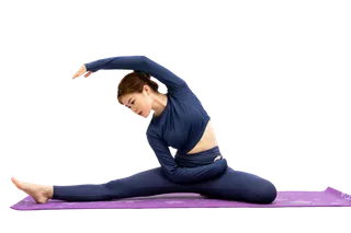 瑜伽人物面抠PNG4