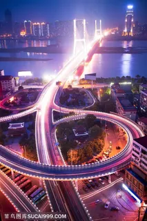 城市夜景高架桥和跨江大桥