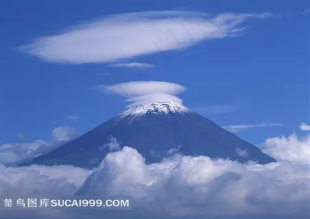 高耸入云的日本富士山素材 高耸入云的日本富士山素材
