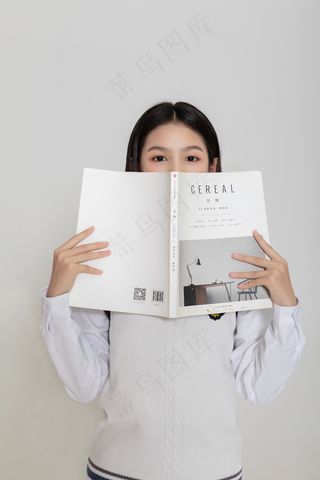 清新唯美可爱的女孩摄影图片