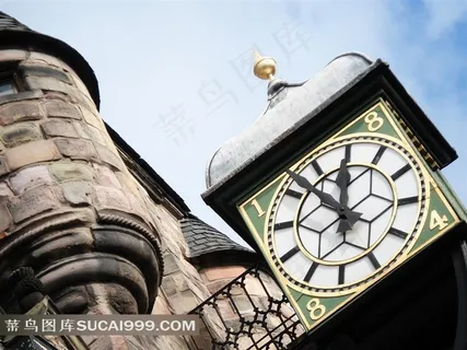 墙上的钟表图片