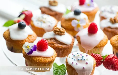 美味奶油小蛋糕素材大图