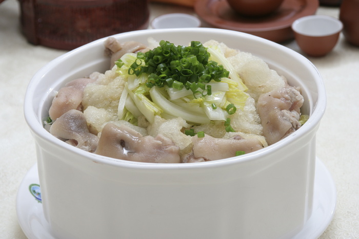 葱油汤肉皮  38元