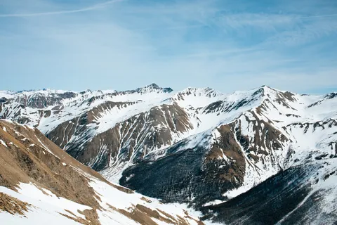 风景山上冬天白雪 风景山上冬天白雪