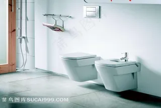 简约的洗手间马桶