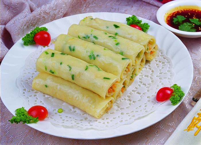 煎饼卷菜（蘸汁）  12元