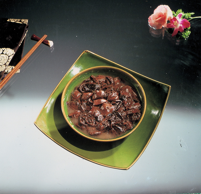 鸡汁焖野山菌