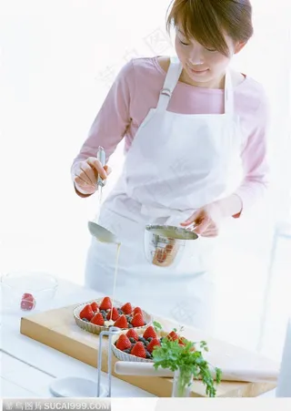 居家生活-草莓莎拉