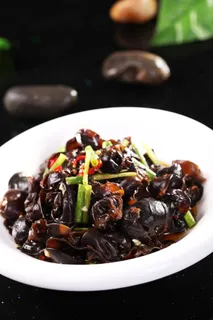 L02367炝拌木耳 (2)