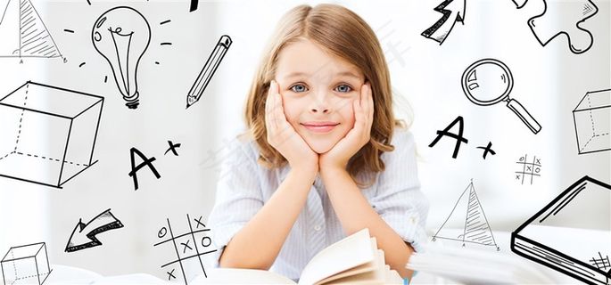 坐在教室里学习的学生图片