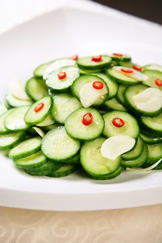 LCSC3013蒜片乳瓜18元份