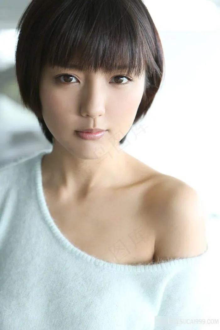 高清日本清纯短发美女图片