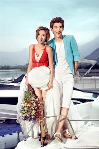 幸福恋人开心外拍样片大图