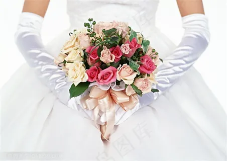 新婚物语-新娘手中的鲜花