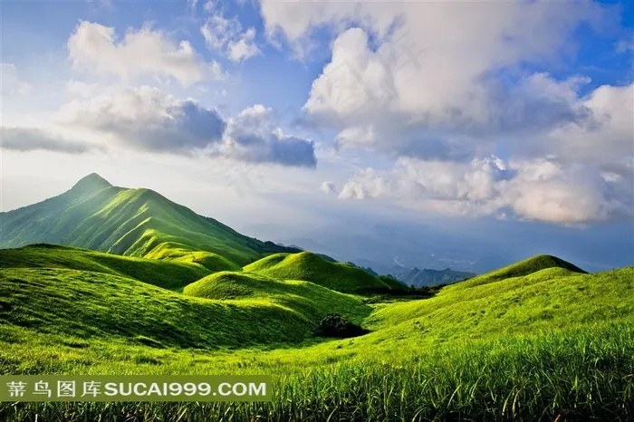 蓝天白云草原图片