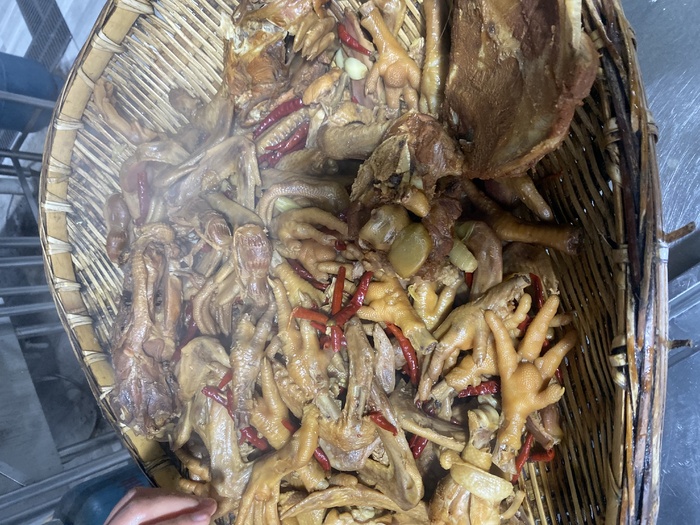 卤鸡爪五香鸡爪鲜卤现捞菜品菜谱实拍图片