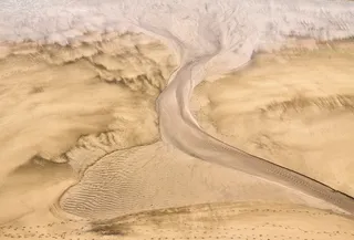 大沙漠航拍图片