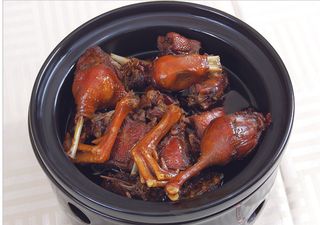 J04-0133   特色雷公鸭