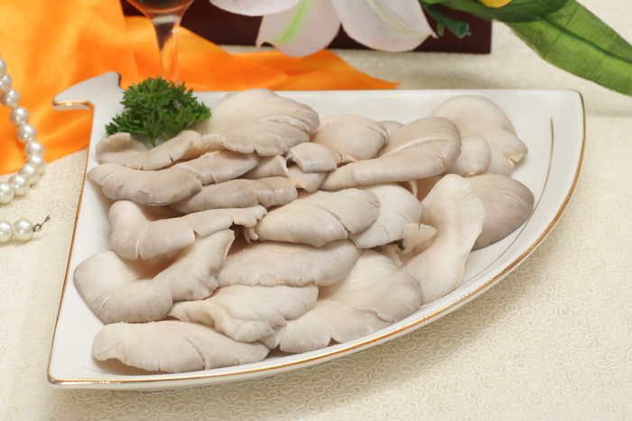 鲜蘑菇 (2)