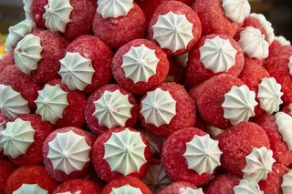 草莓状糖果图片