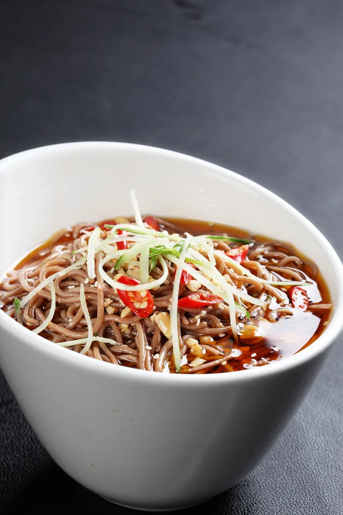 L01860酸辣荞面4 (1)