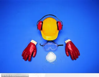 安全头盔 眼镜 口罩 手套