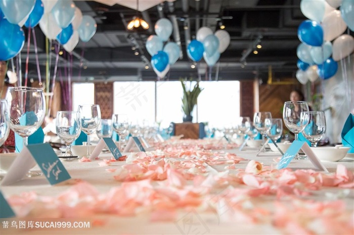 生日宴会场景气球装饰