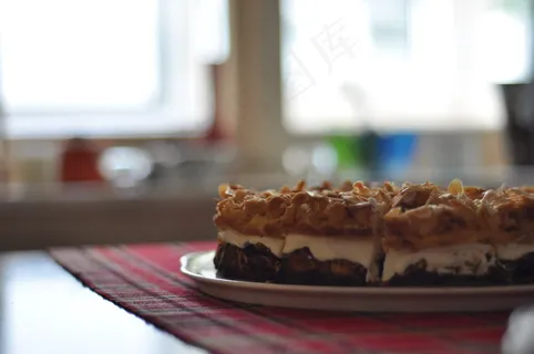 杏仁蛋糕图片 杏仁蛋糕图片