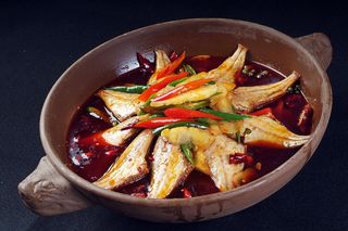 煲类火锅川菜特色菜石锅鲜椒耗儿鱼