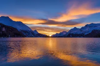 冬天白色背景风景