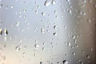 玻璃水珠背景图片