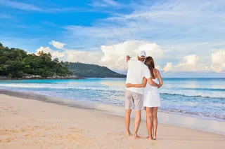 海边情侣意境图片