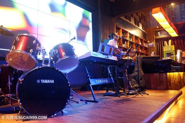 美食有音乐相伴酒吧夜店娱乐会所