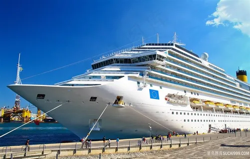 海上行驶的轮船高清图片 海上行驶的轮船高清图片