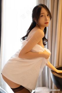韩国气质美女明星裸体艺术写真图片