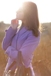 温暖阳光美女图片 温暖阳光美女图片