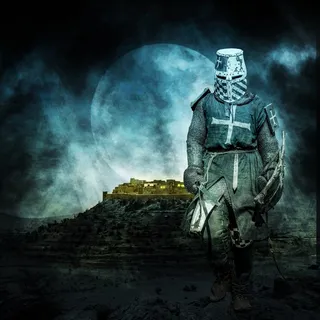 夜色古堡前的骑士