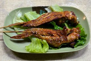 烧烤美食烤肉街边小吃油炸烤全翅烤鸡翅