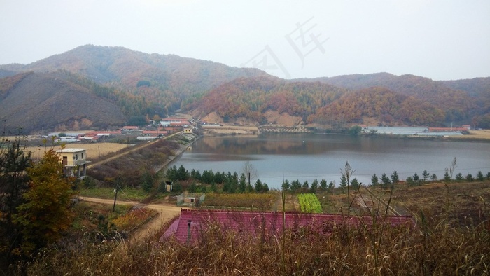 秋季绝美的山水风景